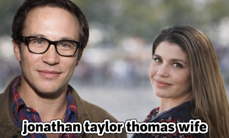 jonathan taylor thomas wife