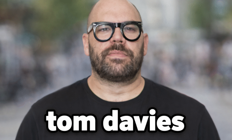Tom Davies Comedian
