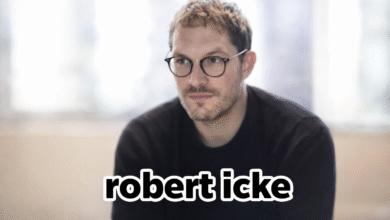 Robert Icke